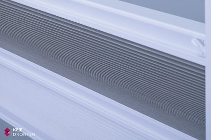 Detail Day 'n Night Rem en tussenbalk