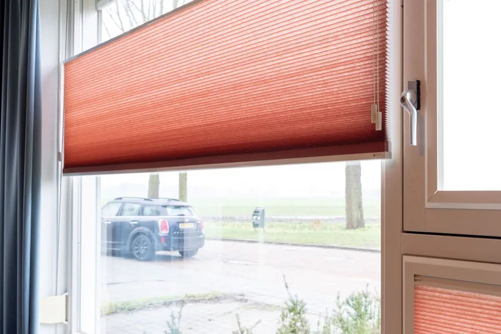 Sfeerbeeld KEJE vrijhangend Plisségordijn