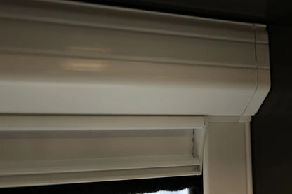 Rolhor softclose detail bovenkant